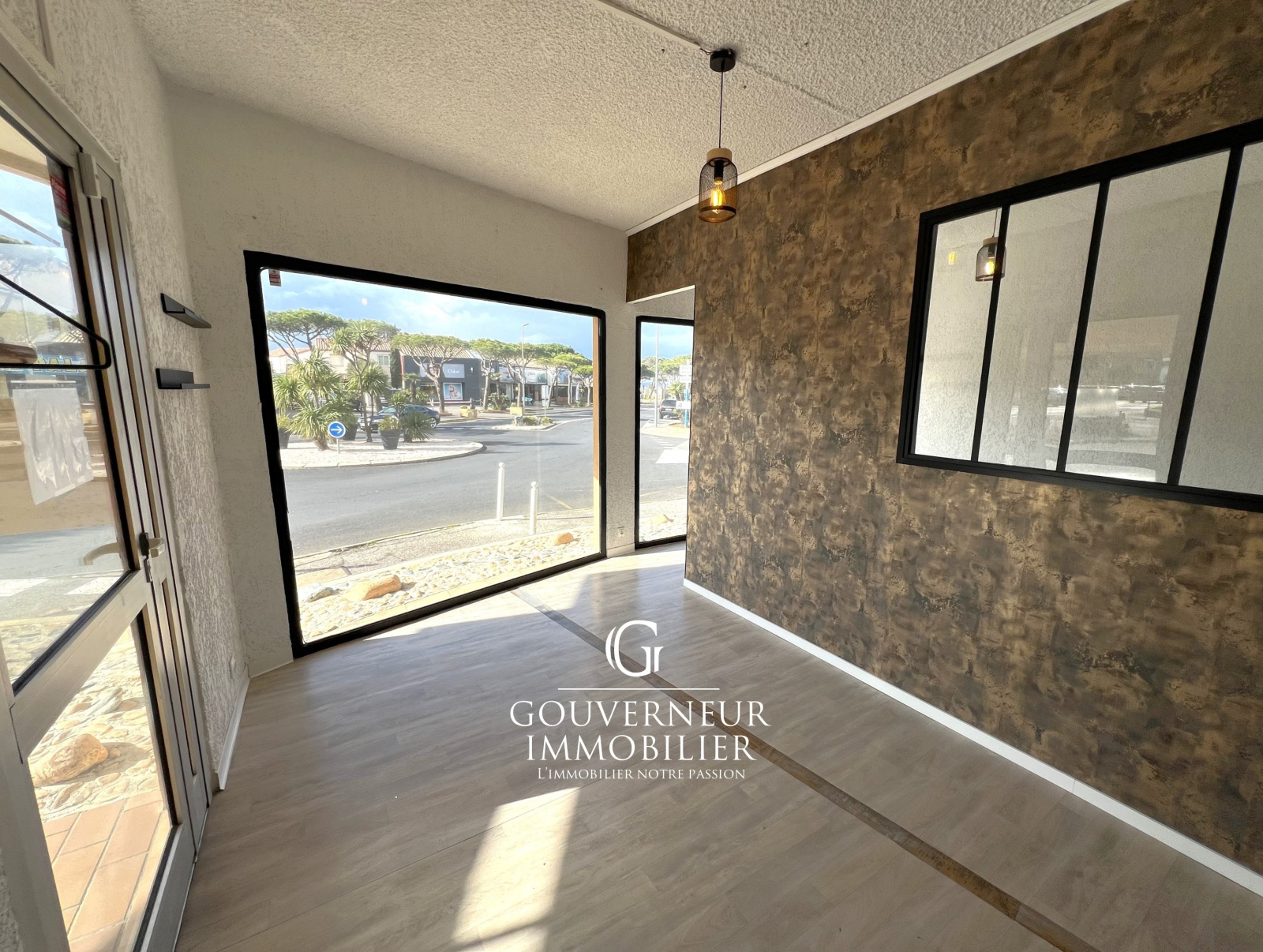 Image_,
            Local commercial, Palavas-les-Flots, ref :2-141-2