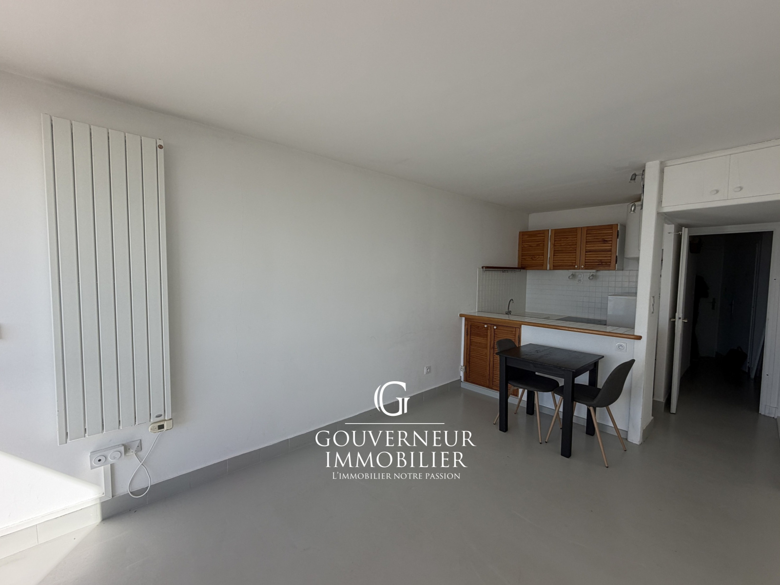 Image_,
            Studio, Mauguio, ref :2-323