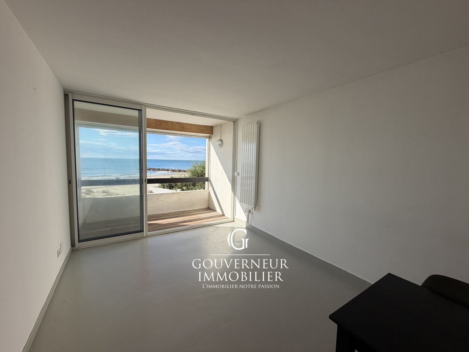 Image_,
            Studio, Mauguio, ref :2-323